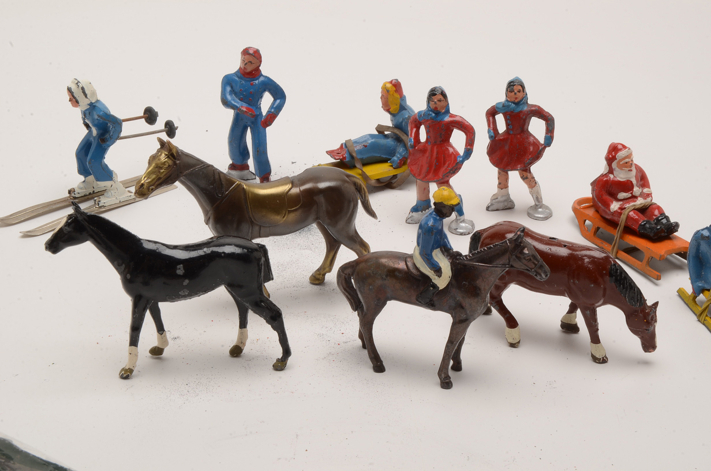 Mixed Assortment of Vintage Painted Lead Figures