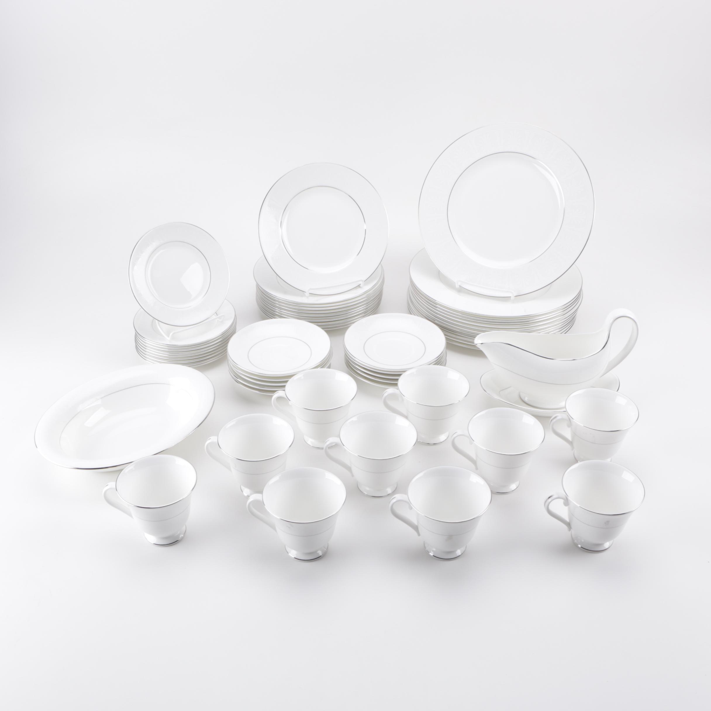 Wedgwood "Millennium Beresford 2000" Bone China Dinner Service