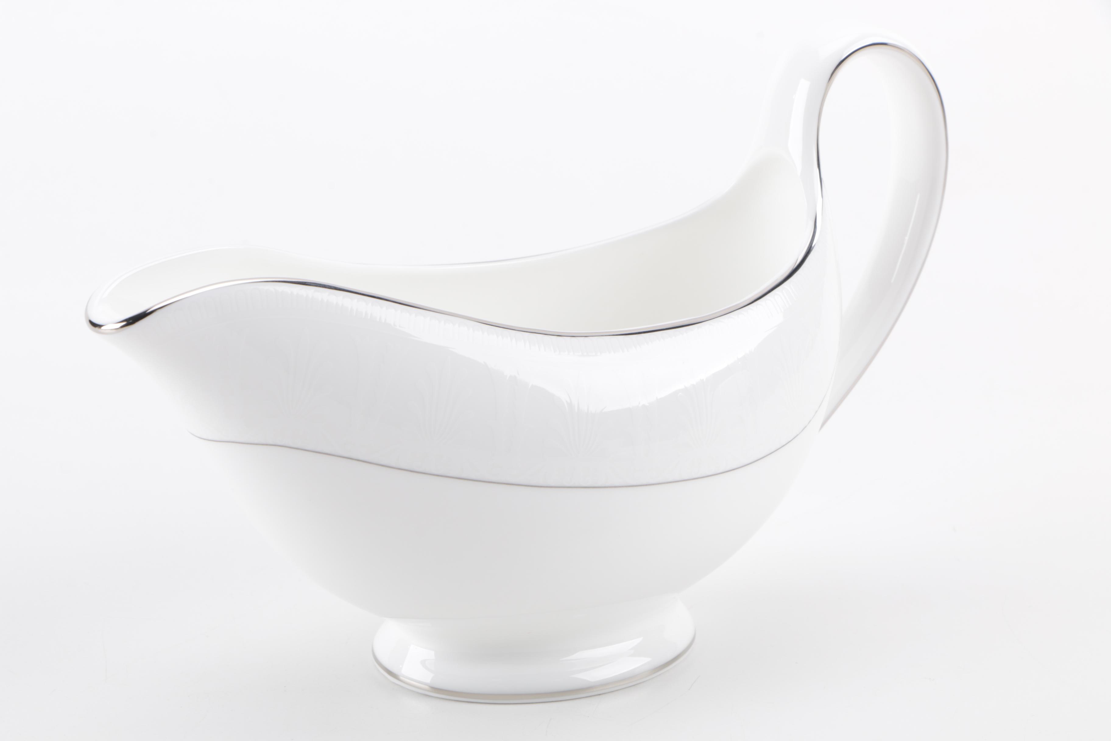 Wedgwood "Millennium Beresford 2000" Bone China Dinner Service