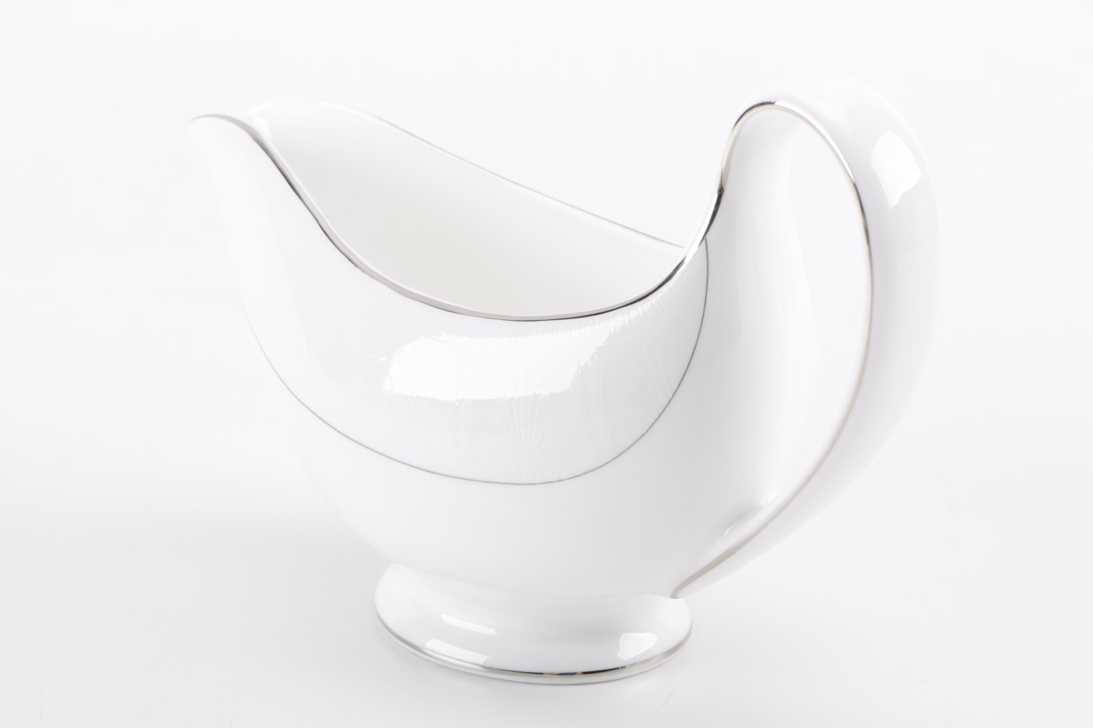 Wedgwood "Millennium Beresford 2000" Bone China Dinner Service