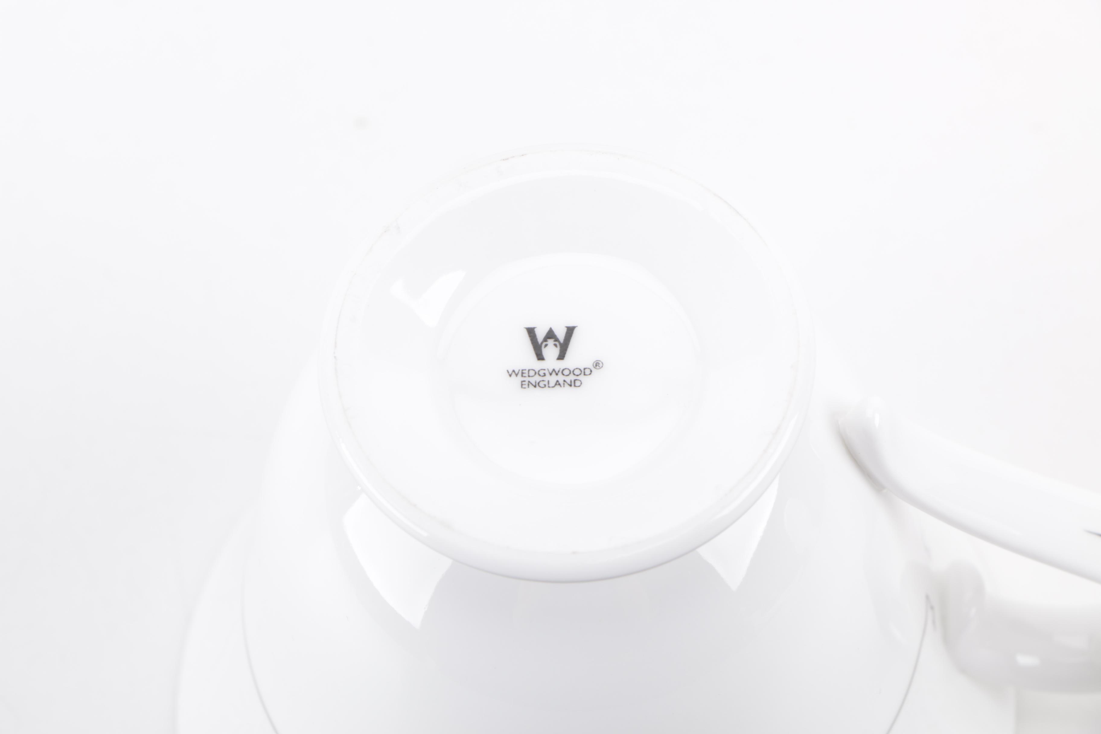 Wedgwood "Millennium Beresford 2000" Bone China Dinner Service