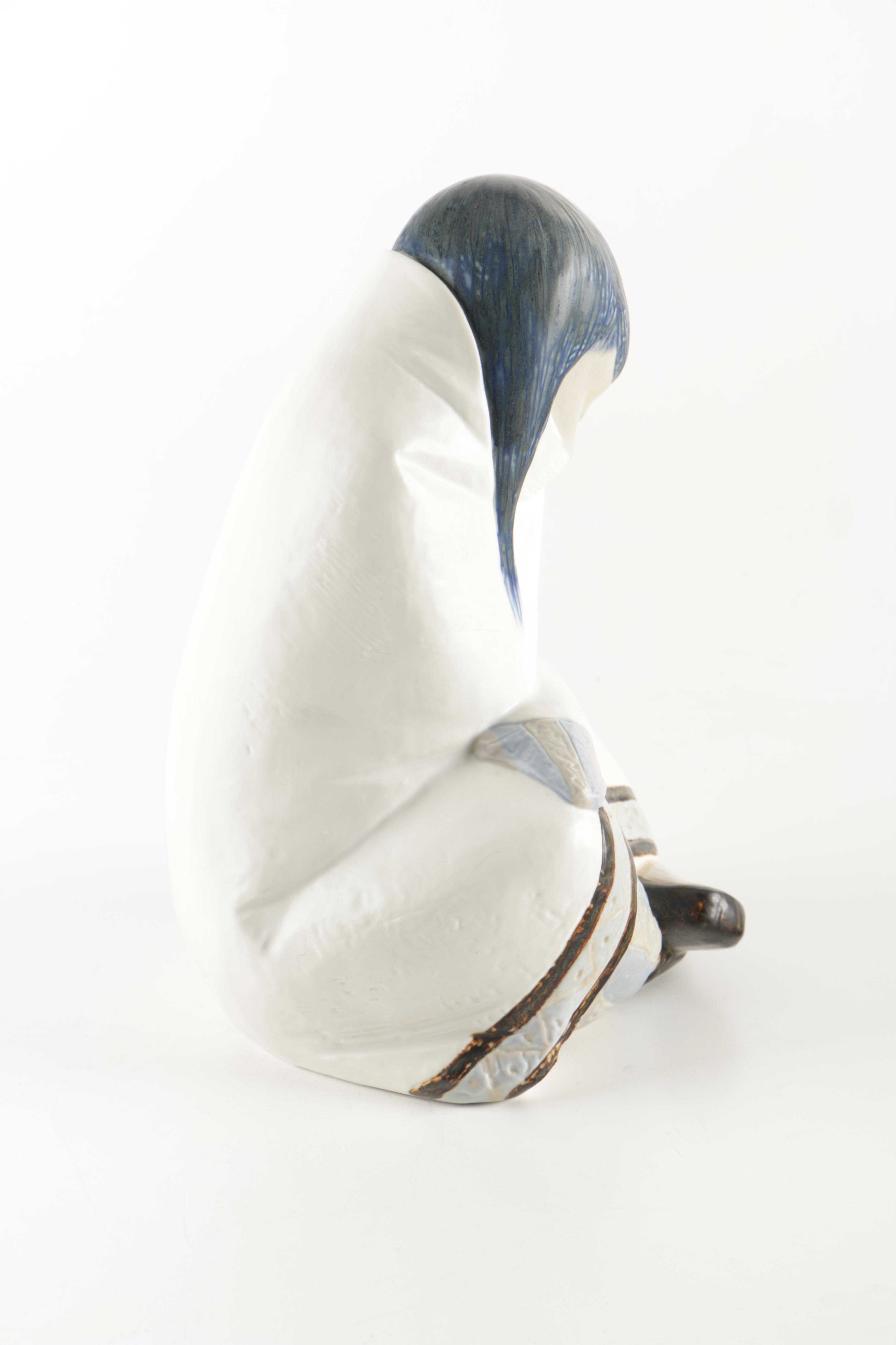 Lladro Porcelain Figure of a Seated Girl