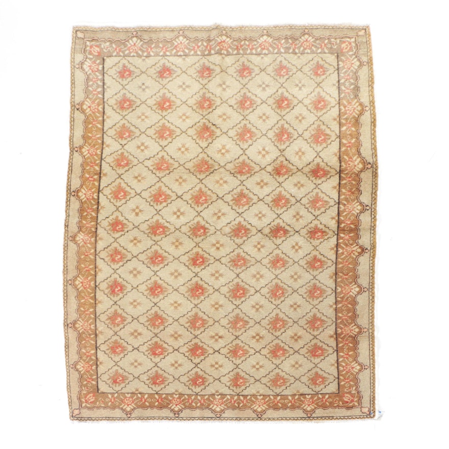 Hand-Knotted Turkish Sivas Area Rug