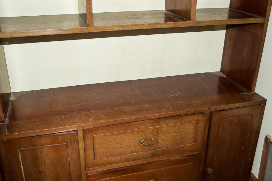 Mahogany Vintage Bookcase with Cabinet