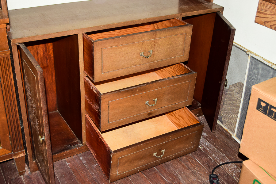 Mahogany Vintage Bookcase with Cabinet