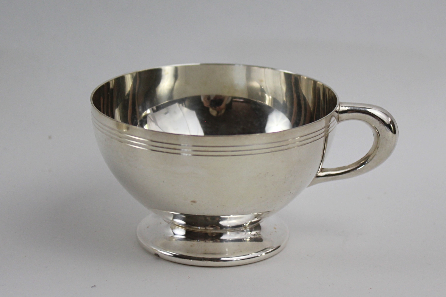William Rogers Silver Plate Punch Bowl and Serving Tray