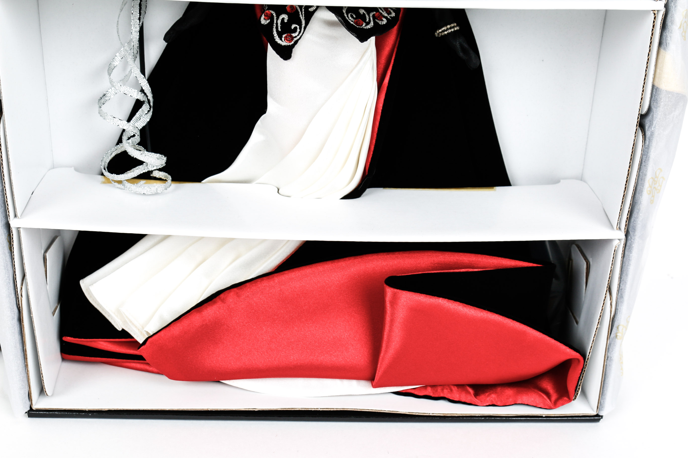 1997 Mattel Masquerade Gala Collection Illusion Barbie