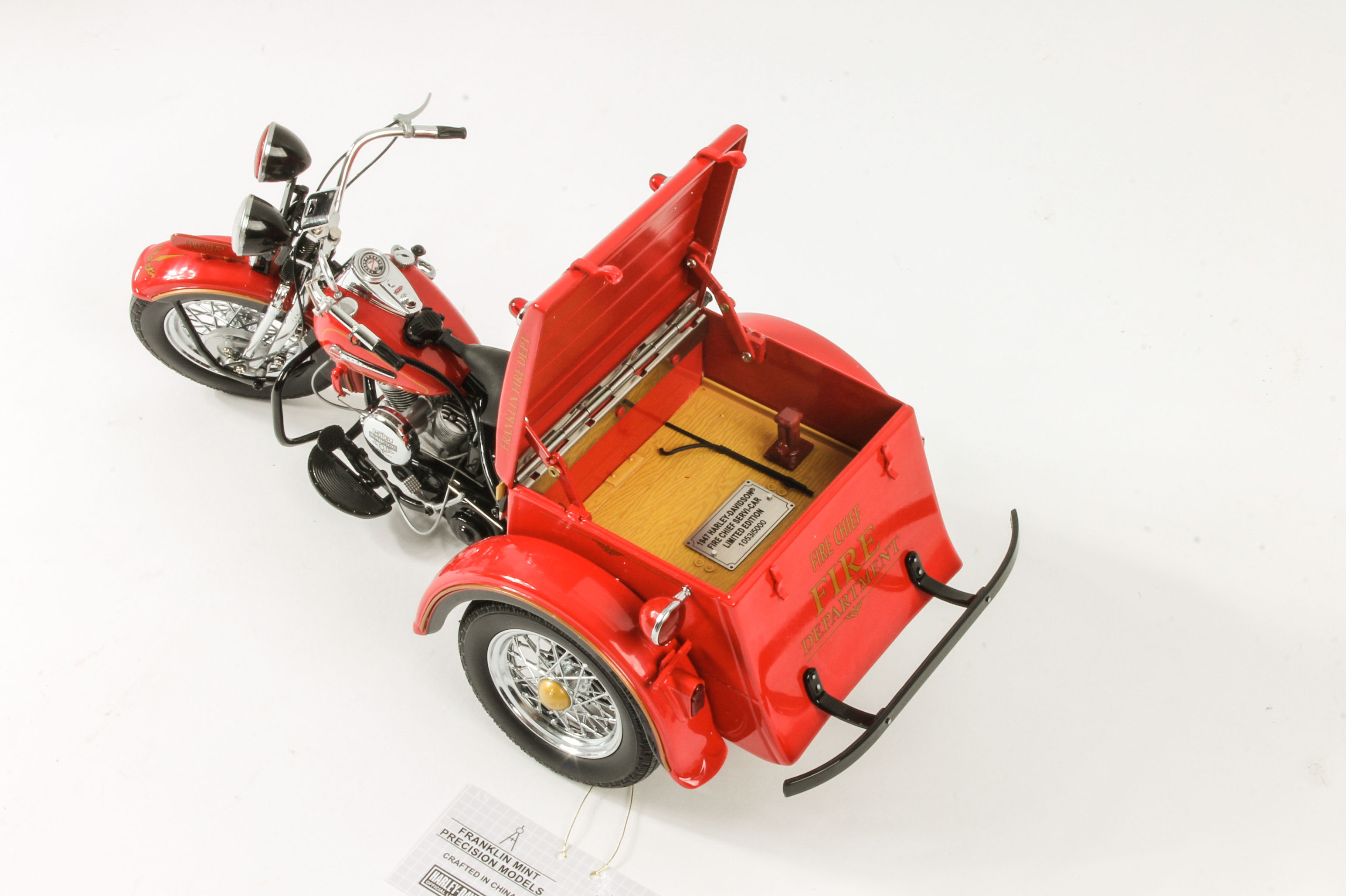 Franklin Mint Harley-Davidson Die-Cast "Fire Chief Servi-Car"