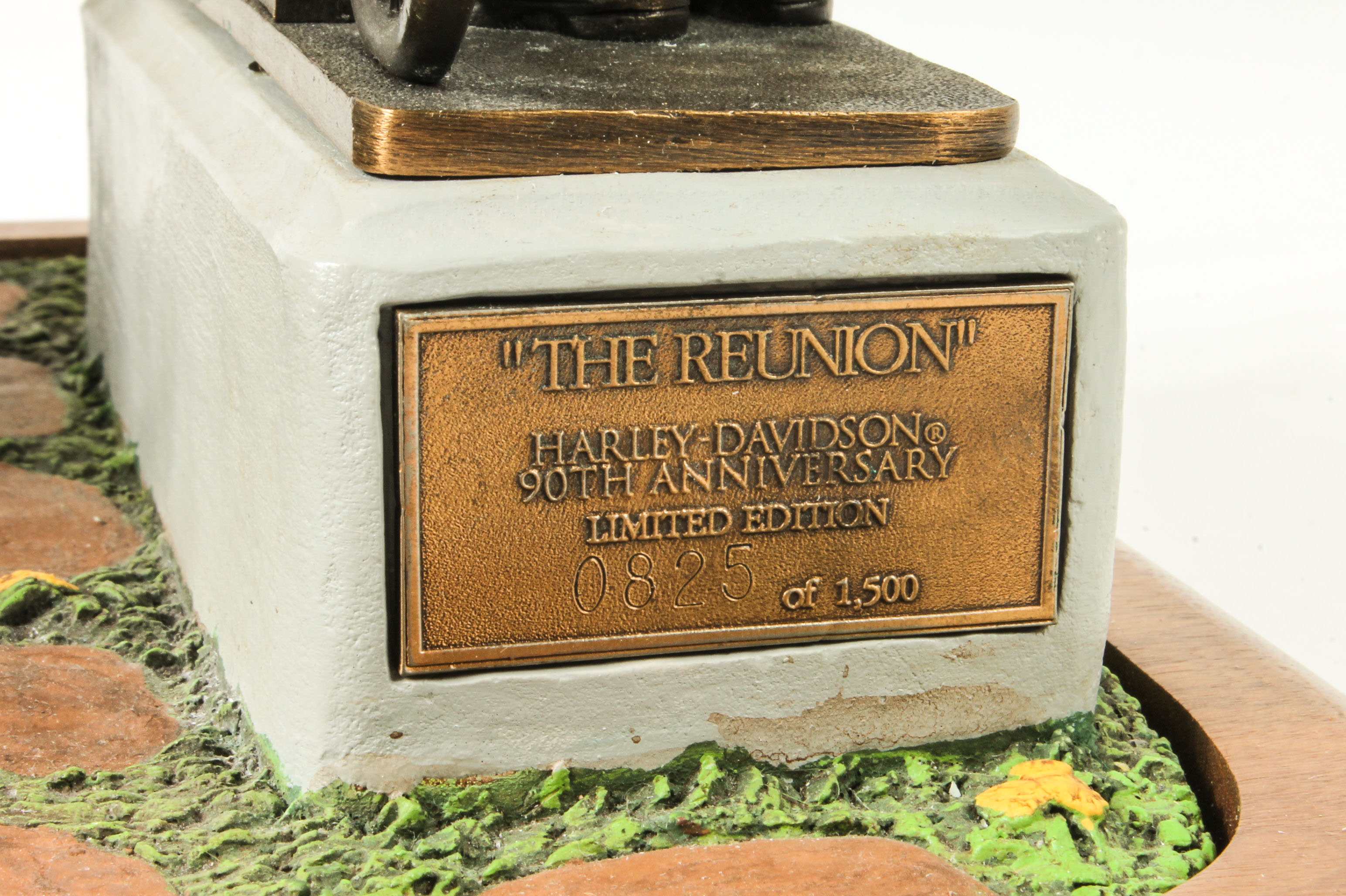 Limited Edition Harley-Davidson Figurine "The Reunion"