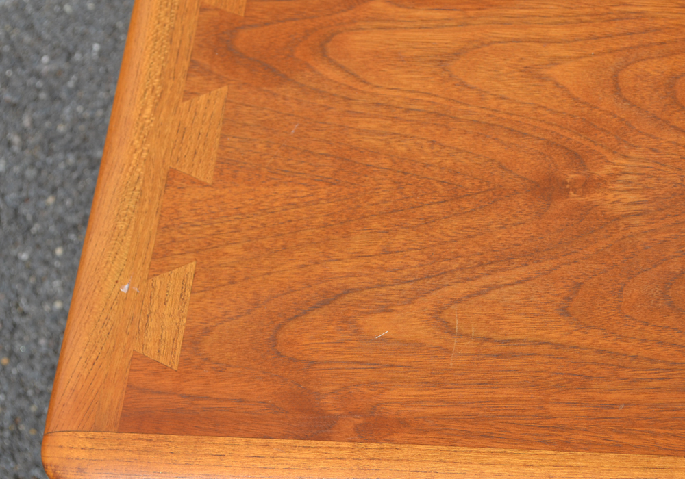 Mid Century Modern "Acclaim" Lamp Table by Lane