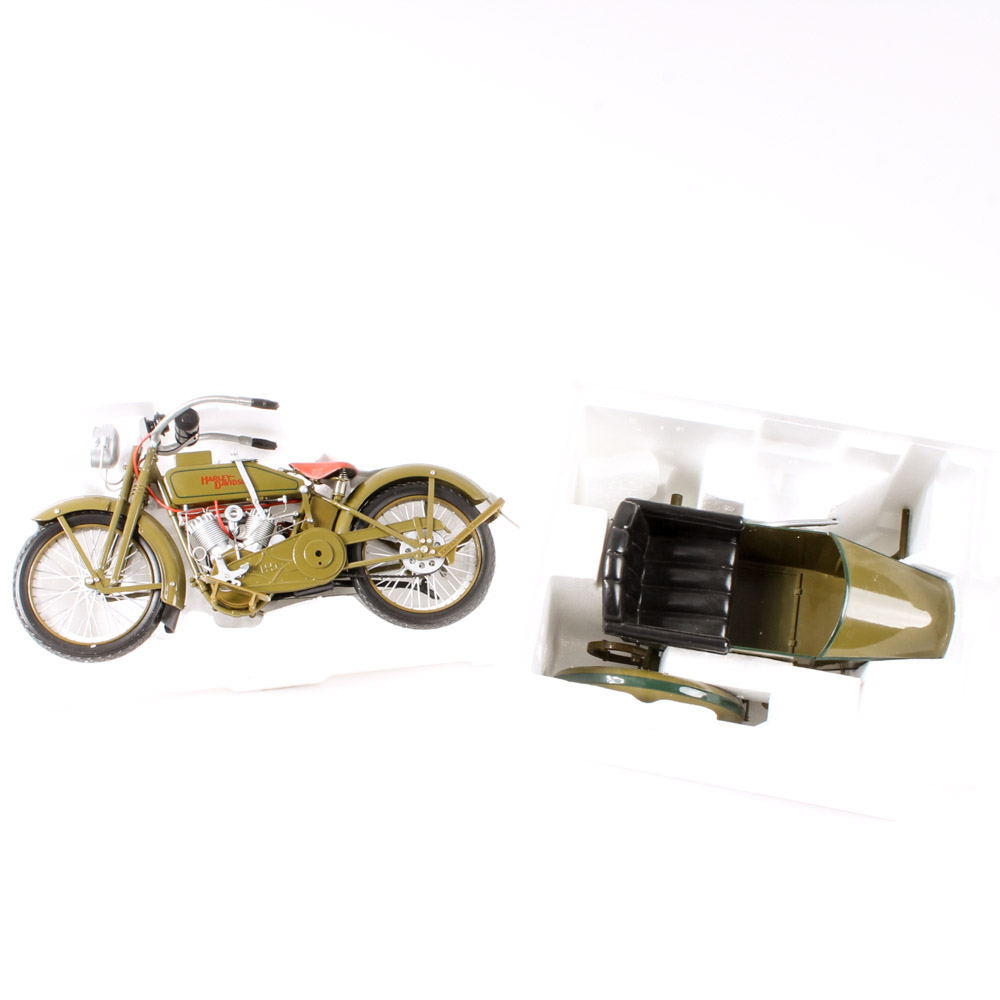 Die-Cast Harley-Davidson "1917 V-Twin Model F" Motorcycle Model