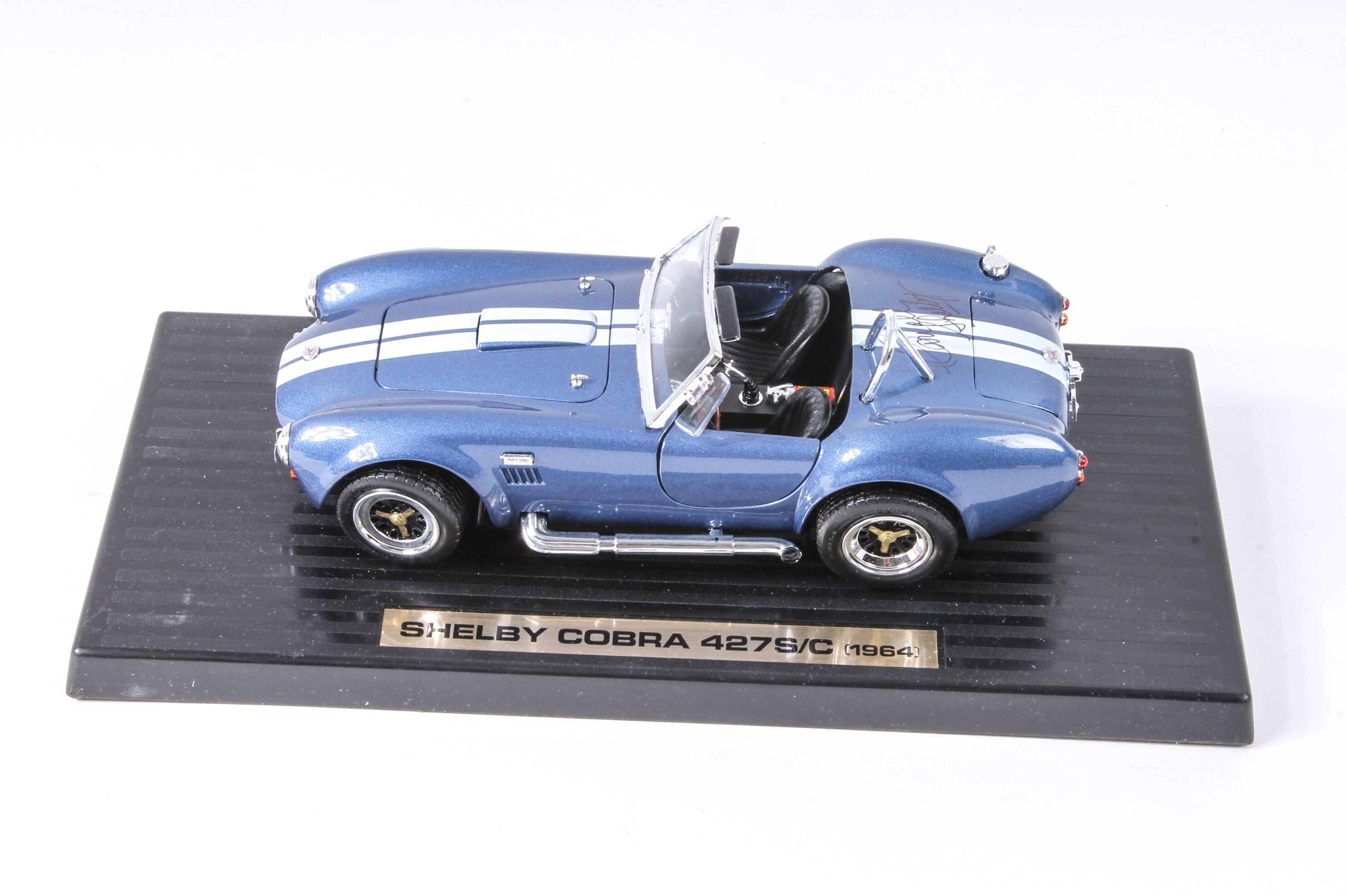 Carroll Shelby Autographed 1:18 Scale Model Shelby Cobra