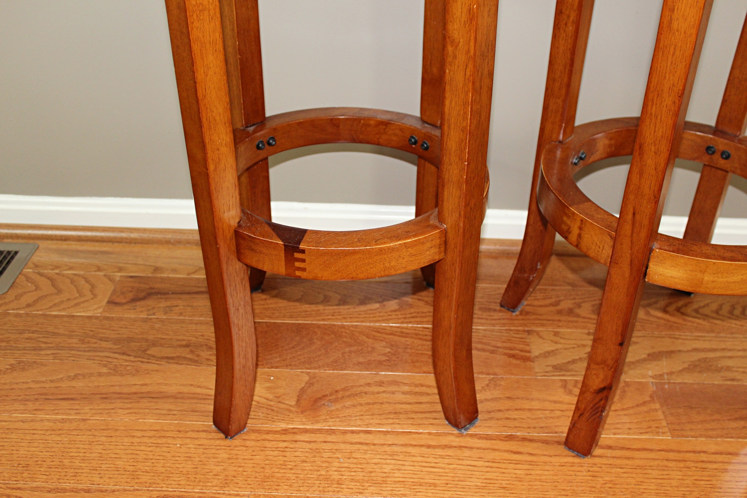 Swivel Bar Stools