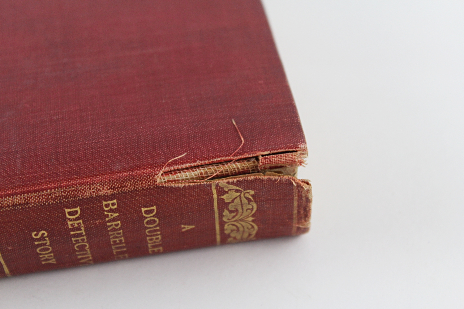 "A Double Barrelled Detective Story" by Mark Twain