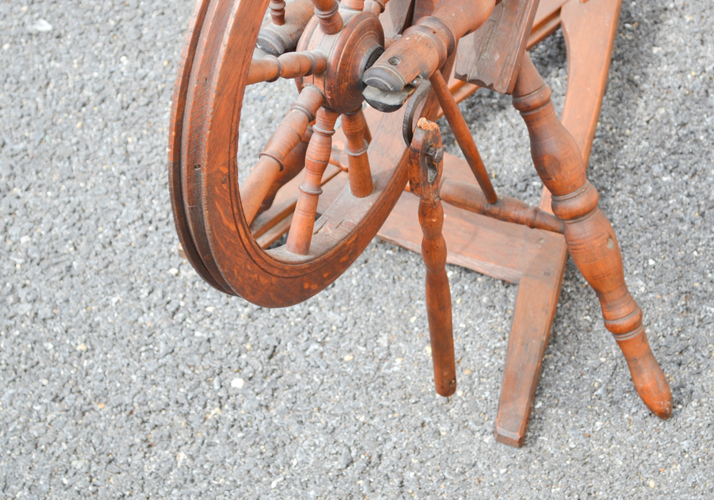 Antique Wooden Spinning Wheel