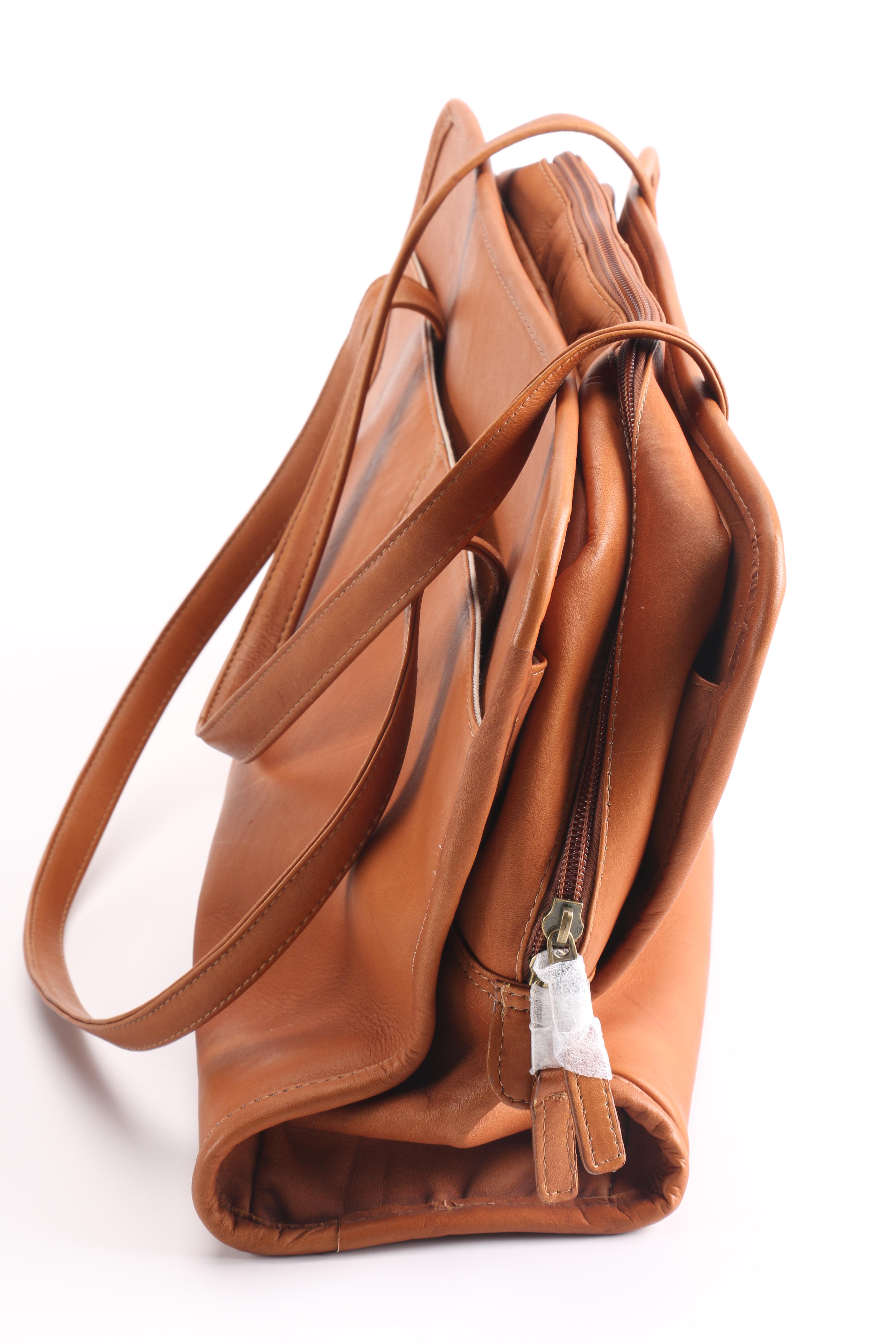 Shoulder Bags Including Clava