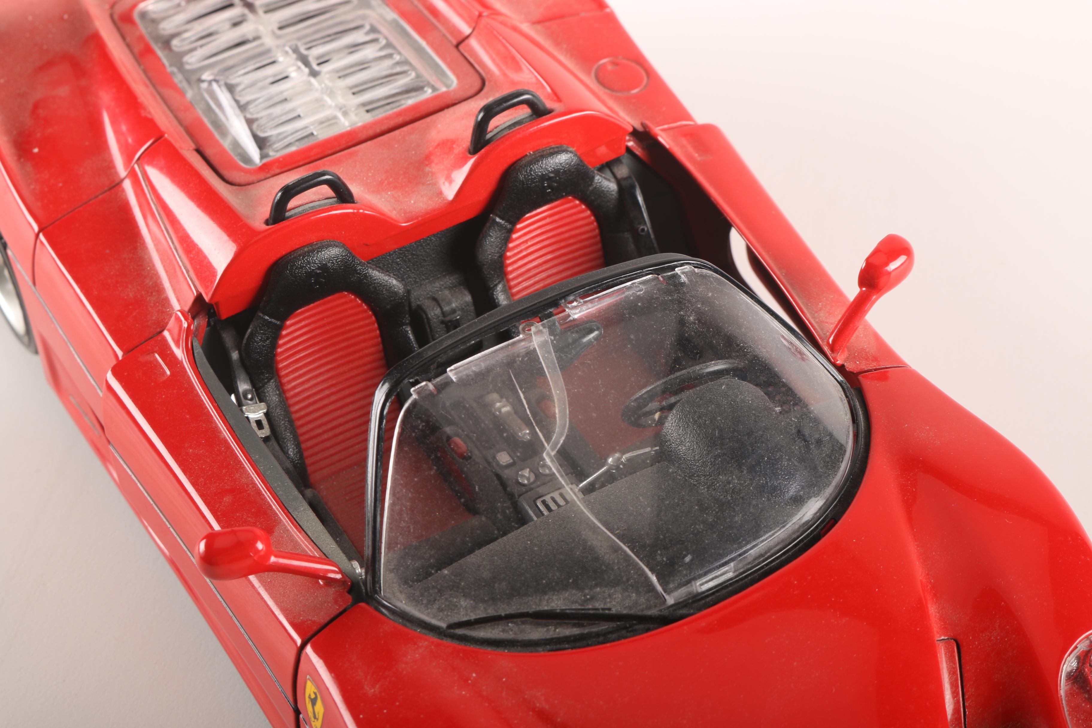 1995 Bburago Ferrari F50 1:18 Scale Die-Cast Car Replica