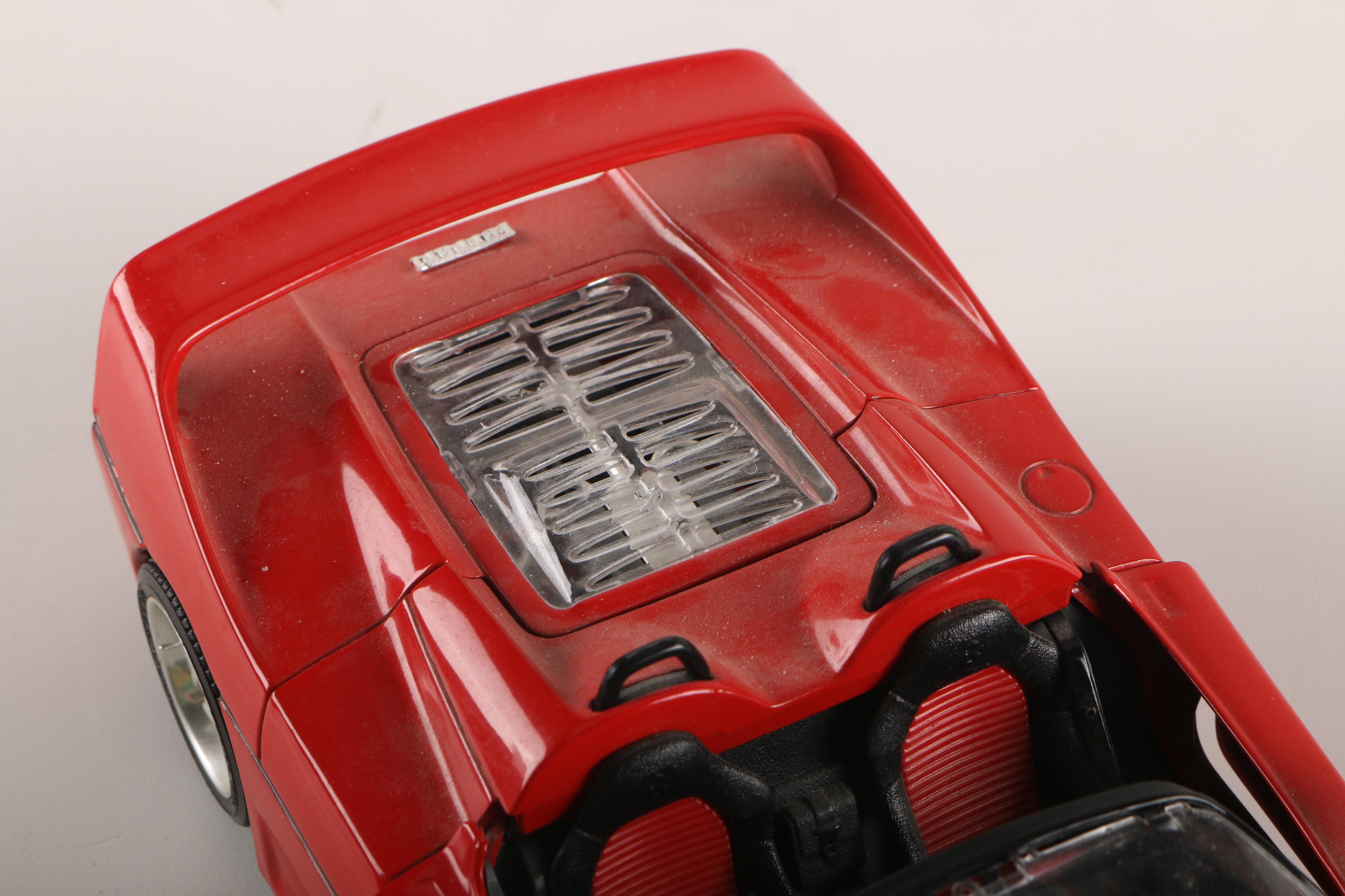 1995 Bburago Ferrari F50 1:18 Scale Die-Cast Car Replica