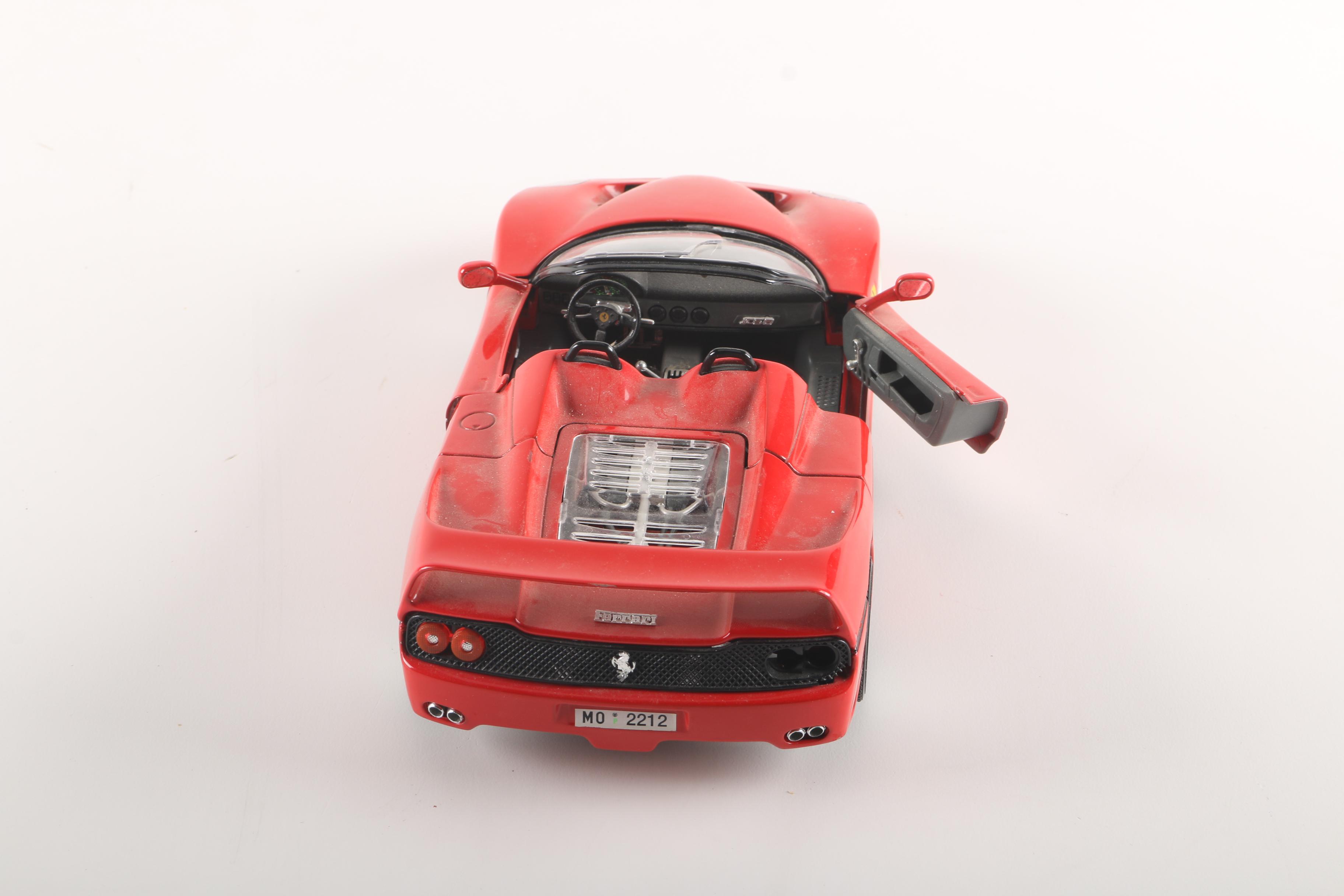 1995 Bburago Ferrari F50 1:18 Scale Die-Cast Car Replica