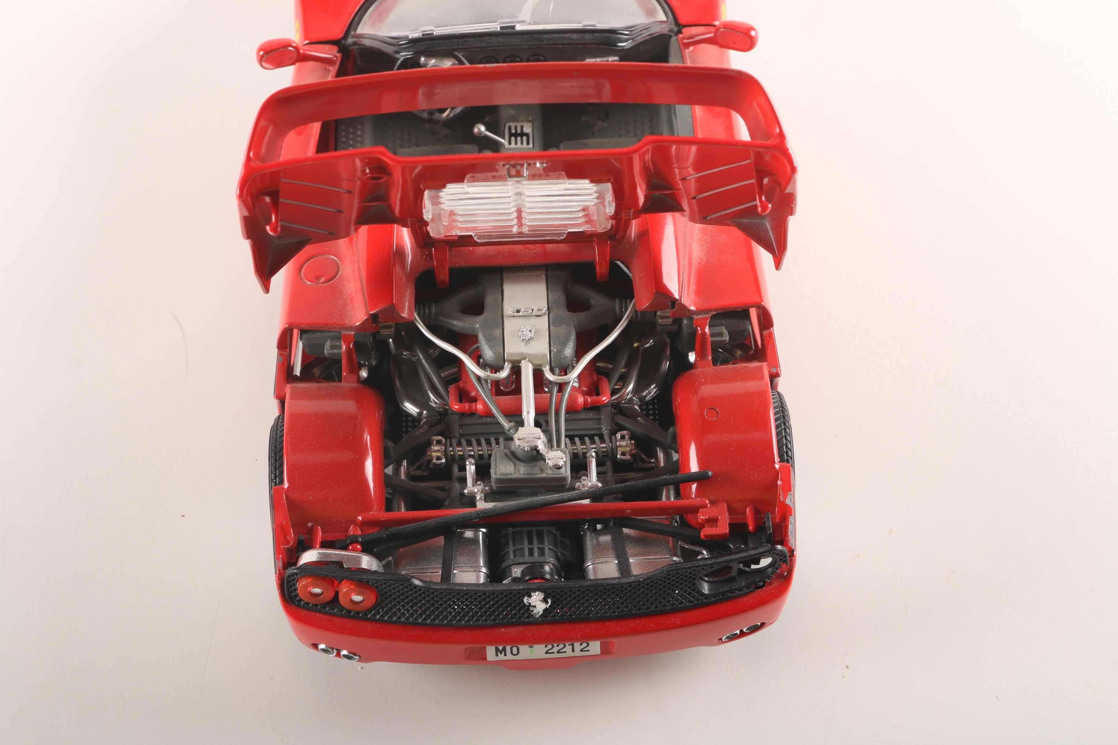 1995 Bburago Ferrari F50 1:18 Scale Die-Cast Car Replica