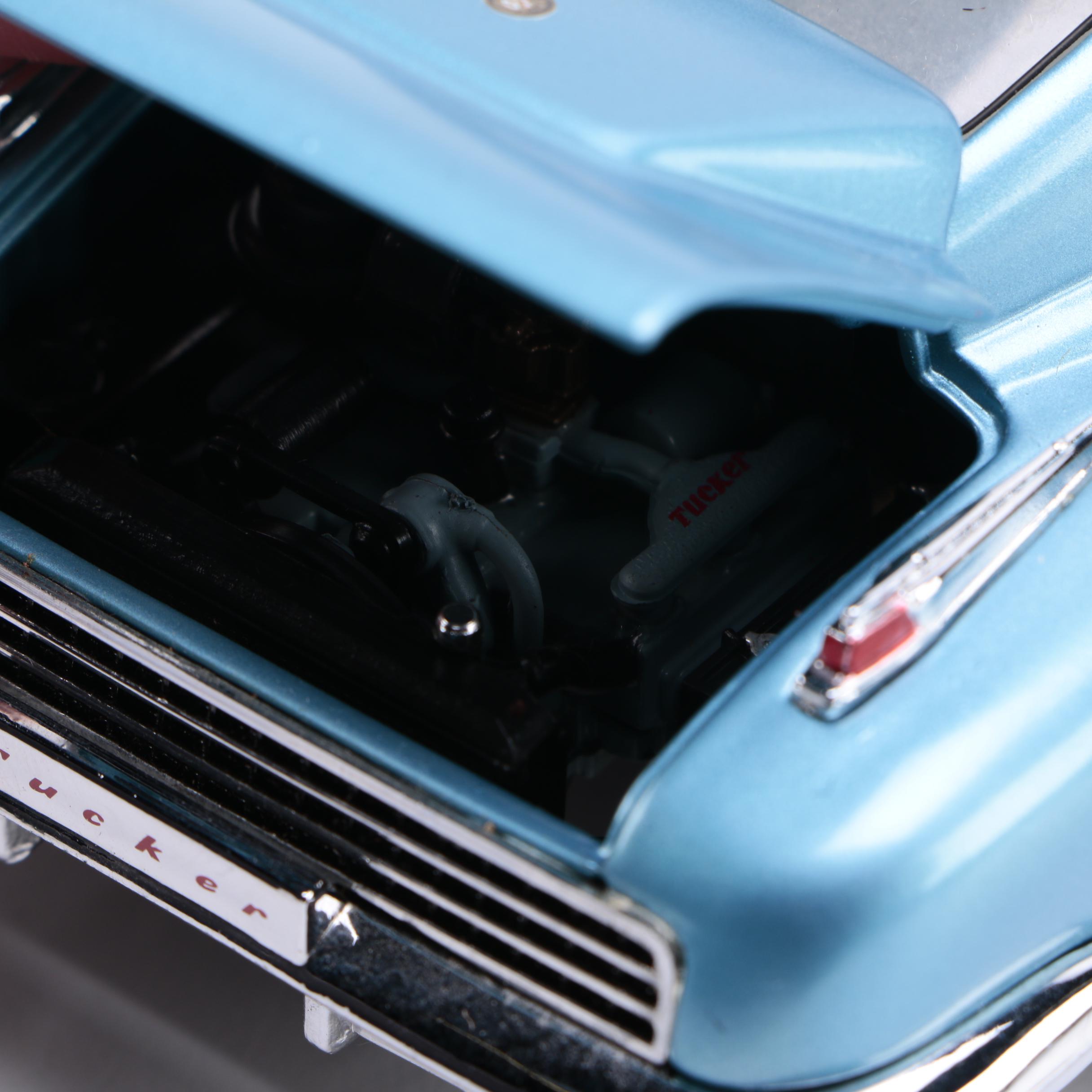 Collection of Franklin Mint 1:24 Scale Die-Cast Classic Cars