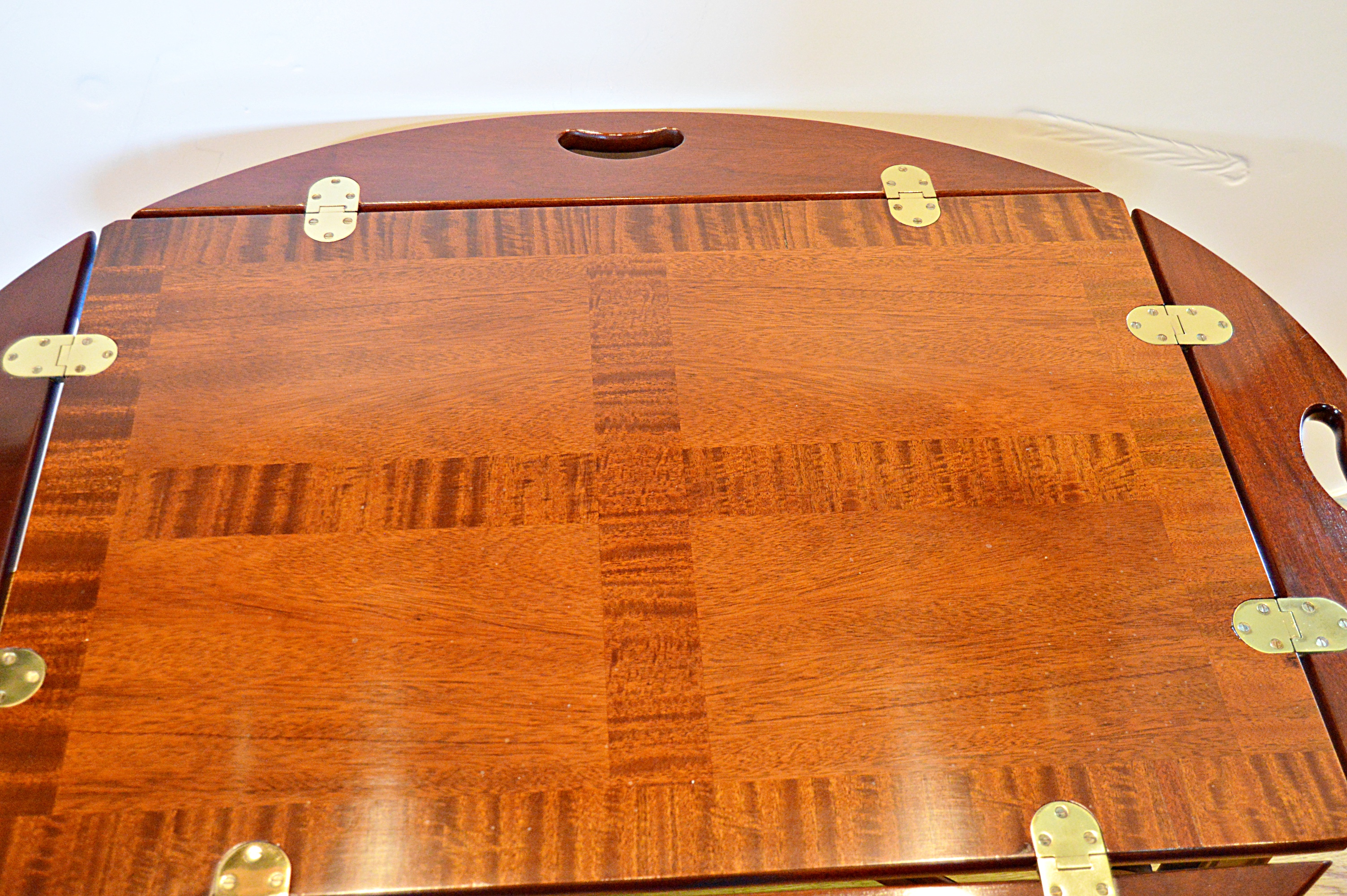 Council Craftsmen Chippendale Style Mahogany Butler's Tray Table