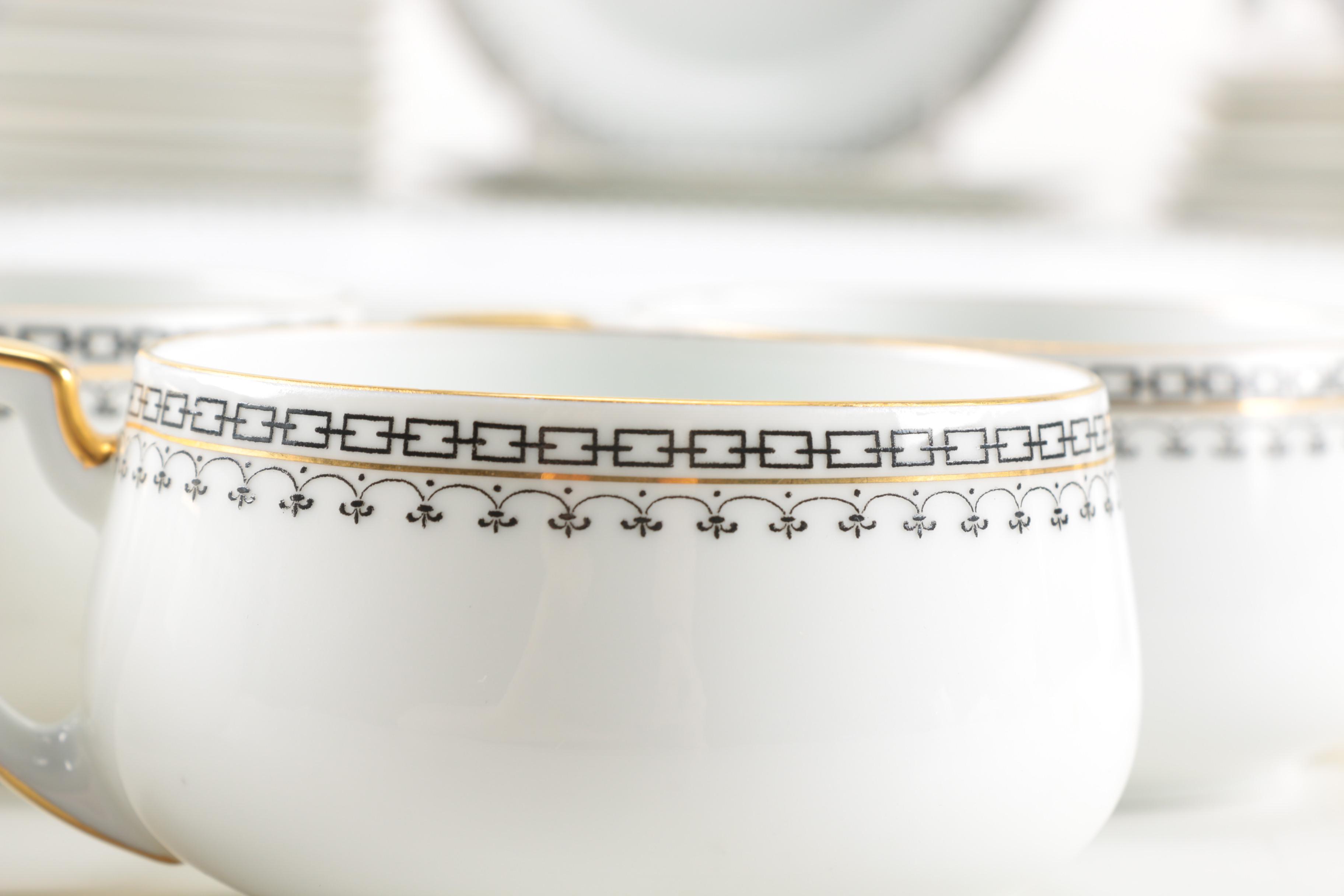 Tirschenreuth Porcelain "Portland" Table Service