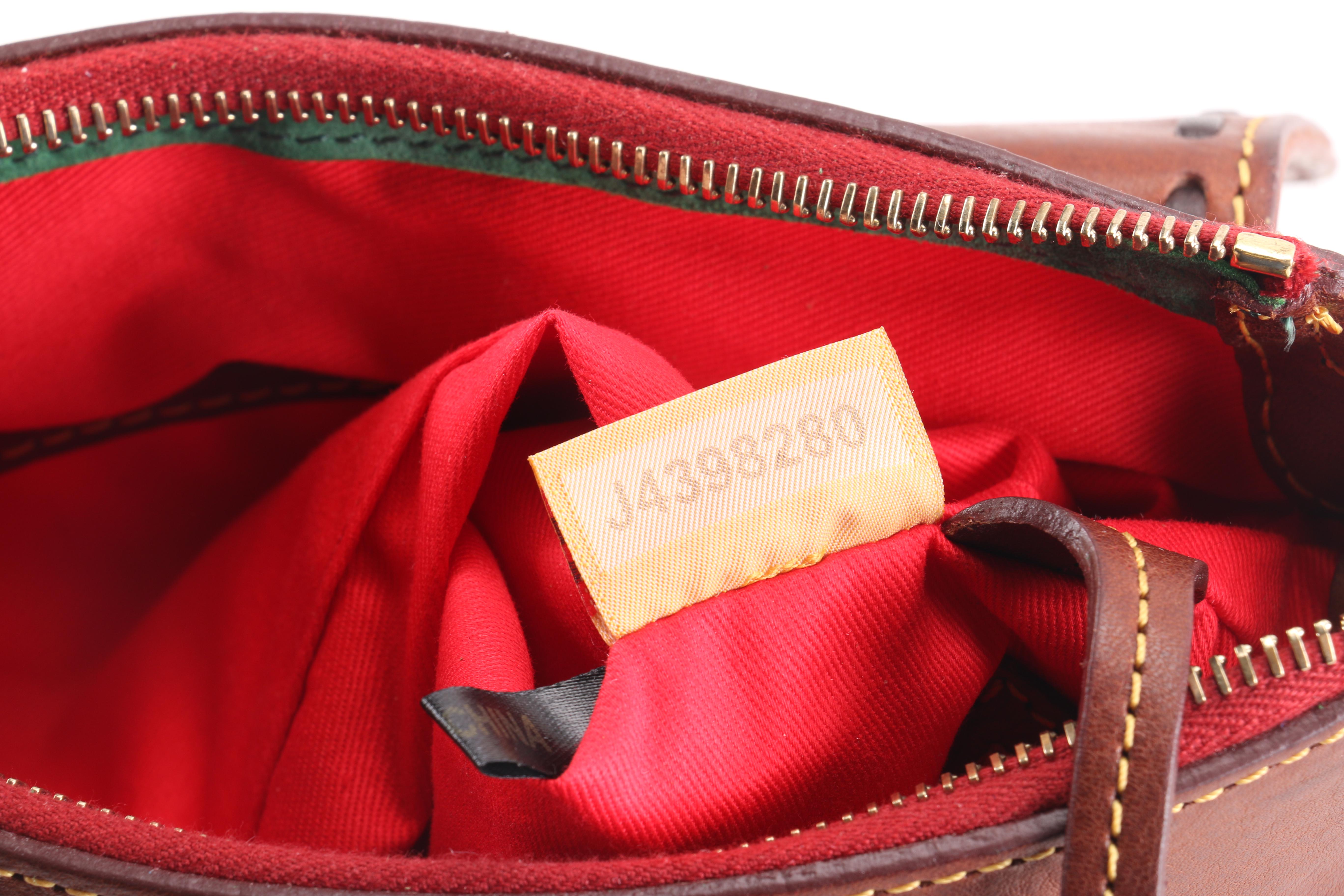 Dooney & Bourke Leather Crossbody Bag