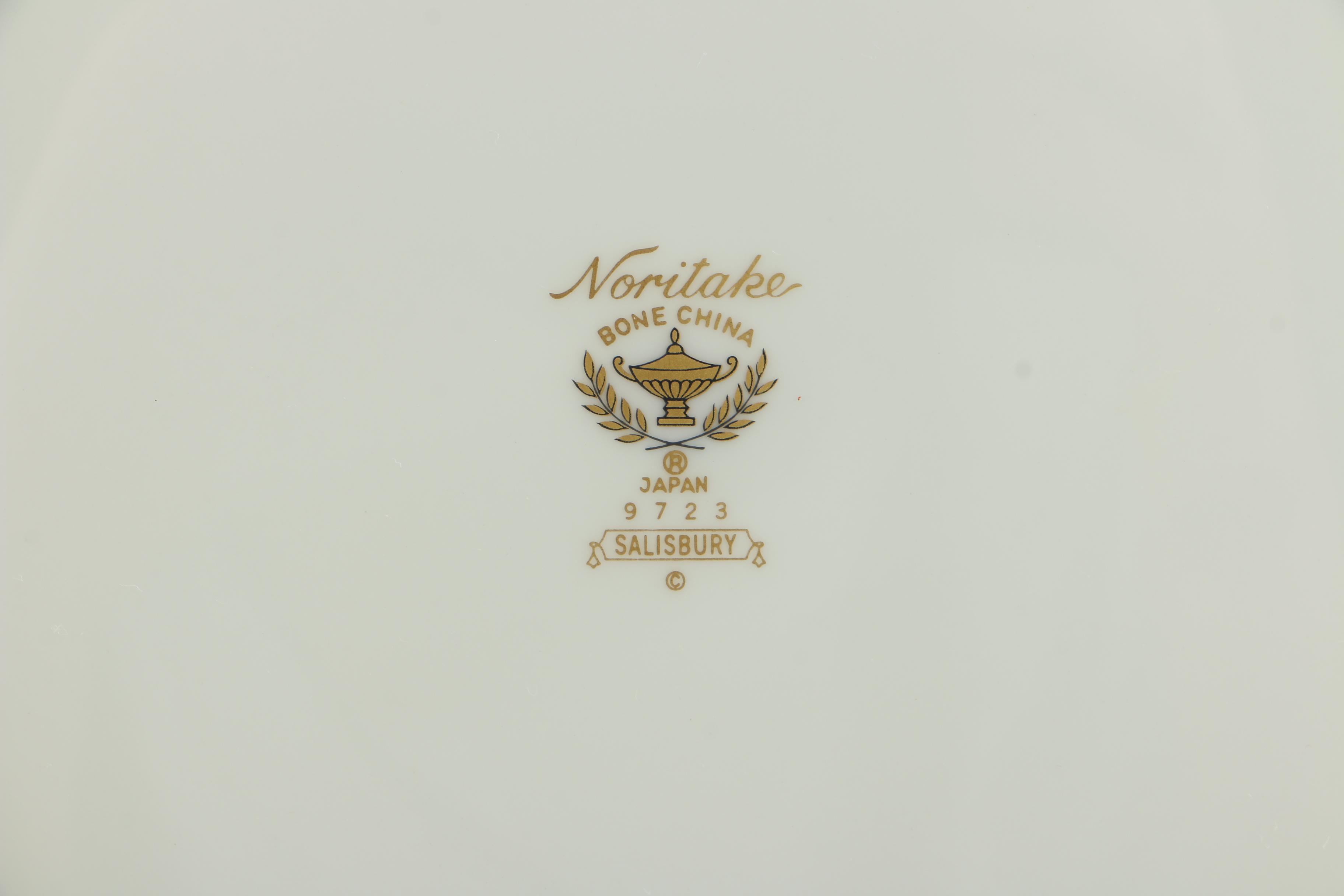 Noritake "Salisbury" Bone China  Dinnerware Set