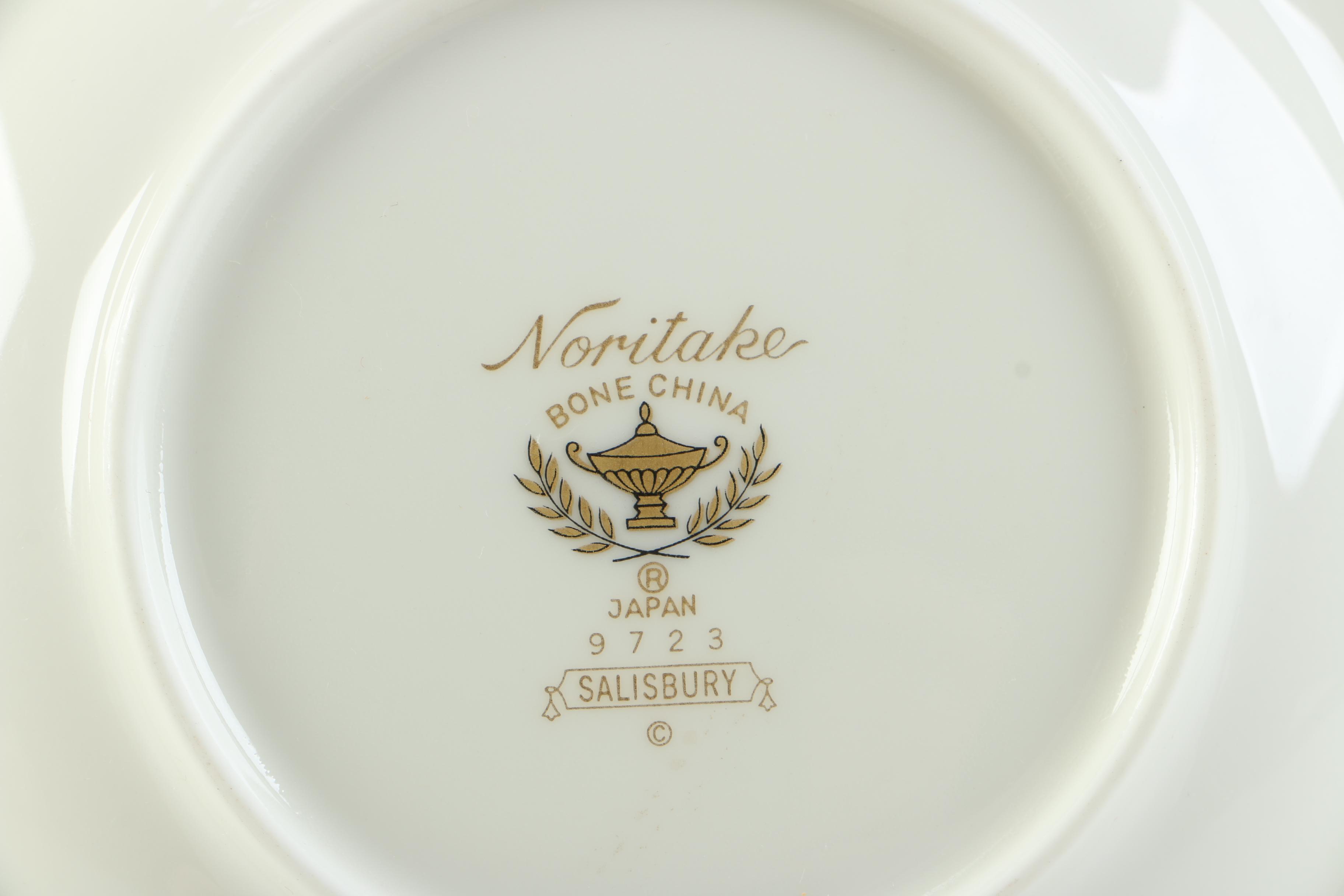 Noritake "Salisbury" Bone China  Dinnerware Set