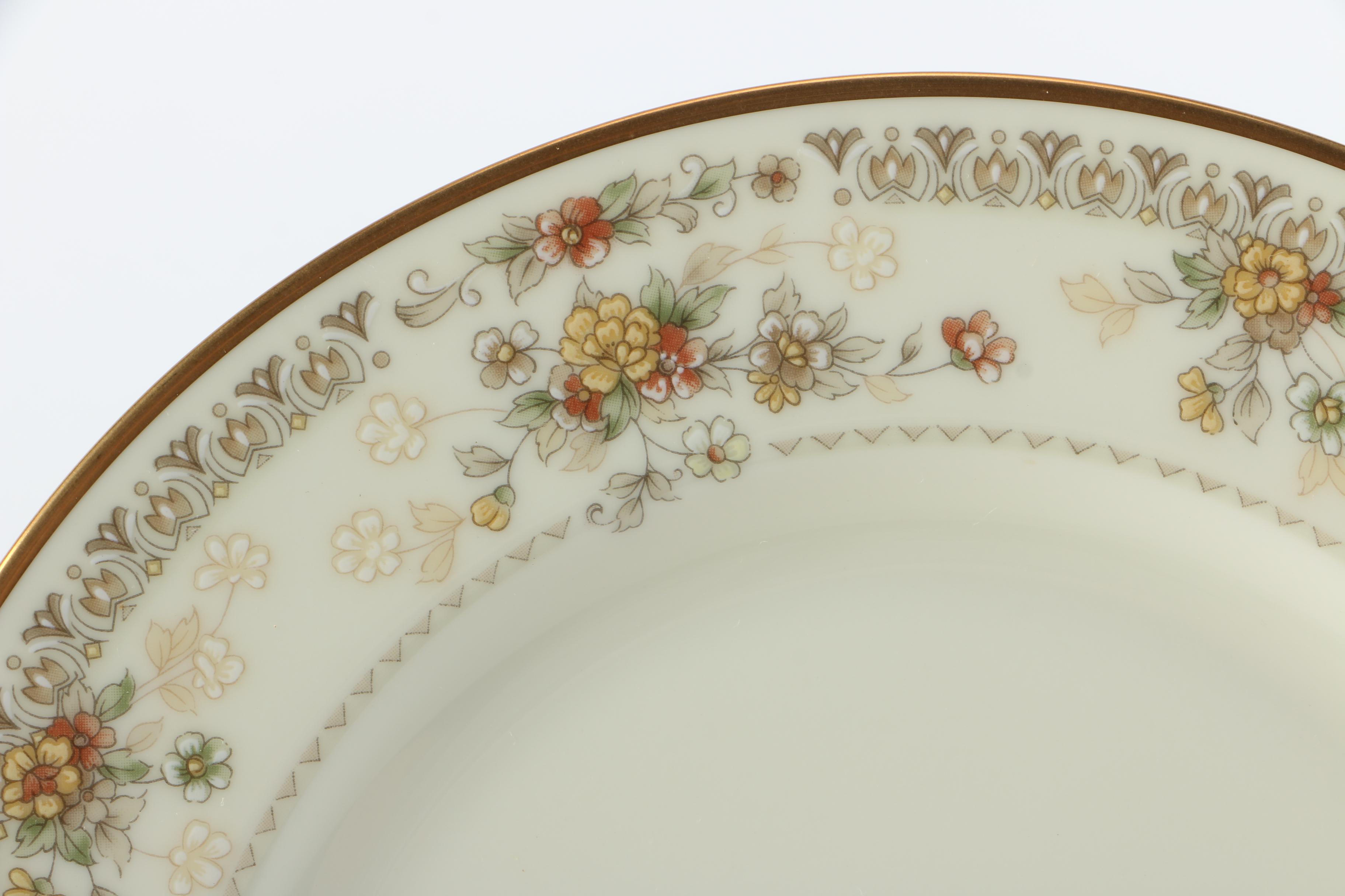 Noritake "Salisbury" Bone China  Dinnerware Set