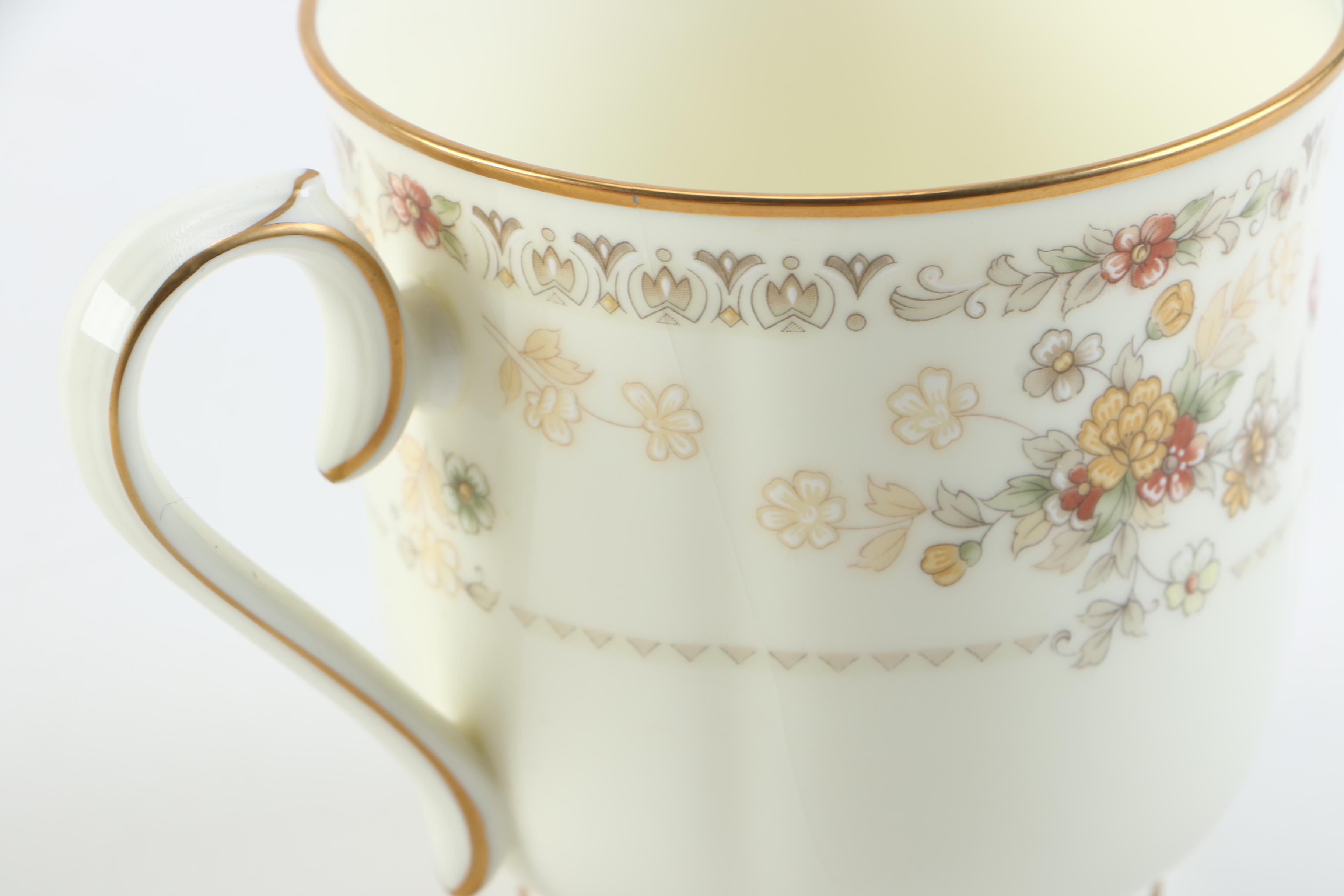 Noritake "Salisbury" Bone China  Dinnerware Set