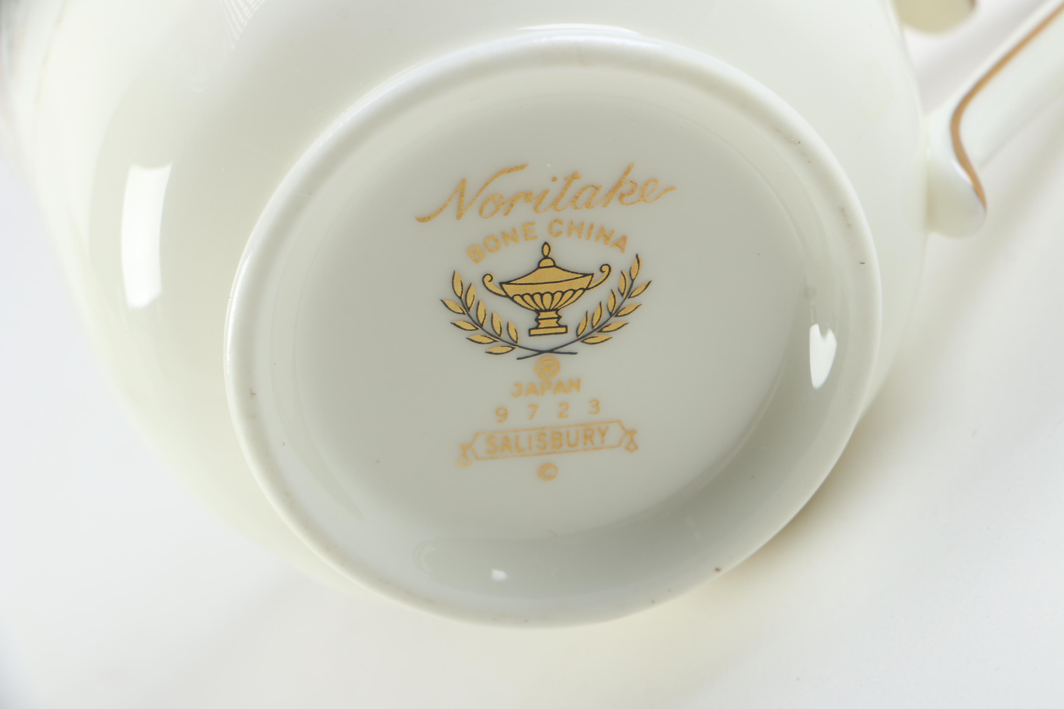 Noritake "Salisbury" Bone China  Dinnerware Set