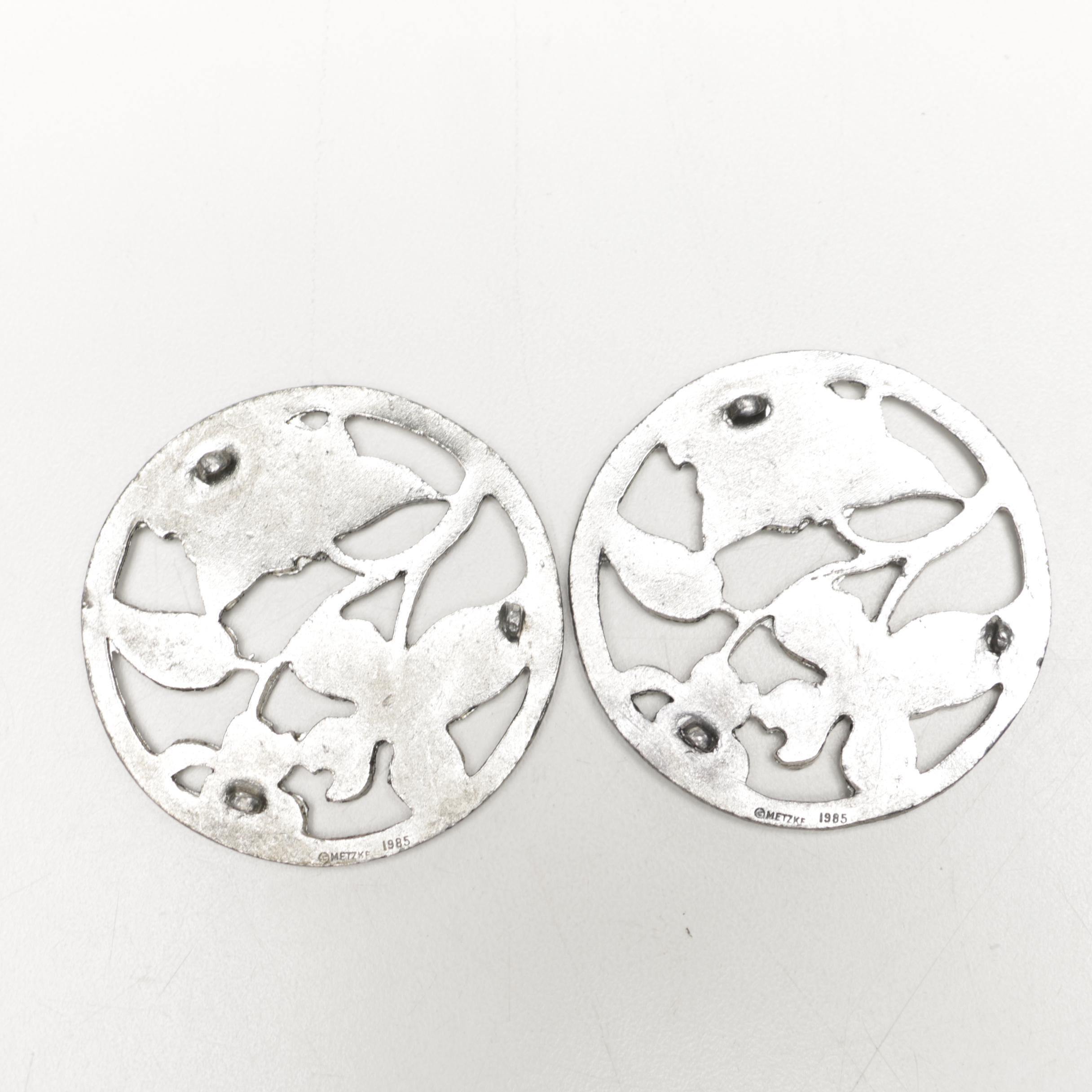Shaker and Votive Candleholder Set