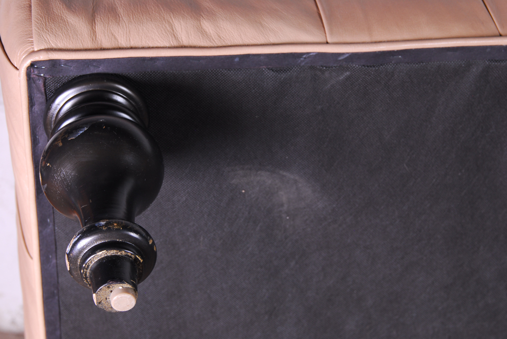 Tufted Leather Ottoman