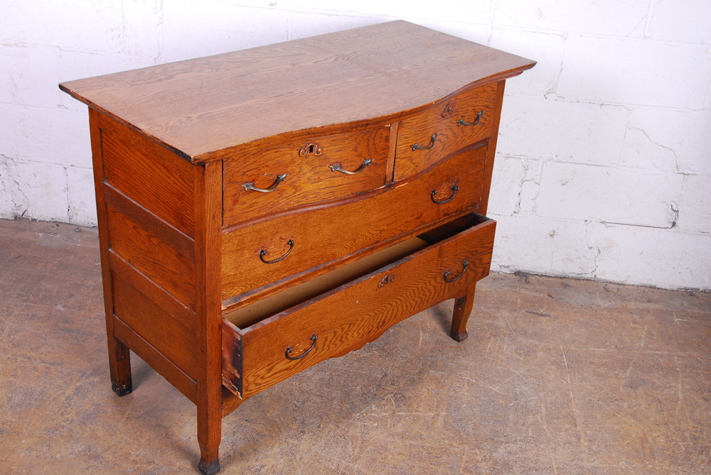 Antique Oak Chest of Drawers