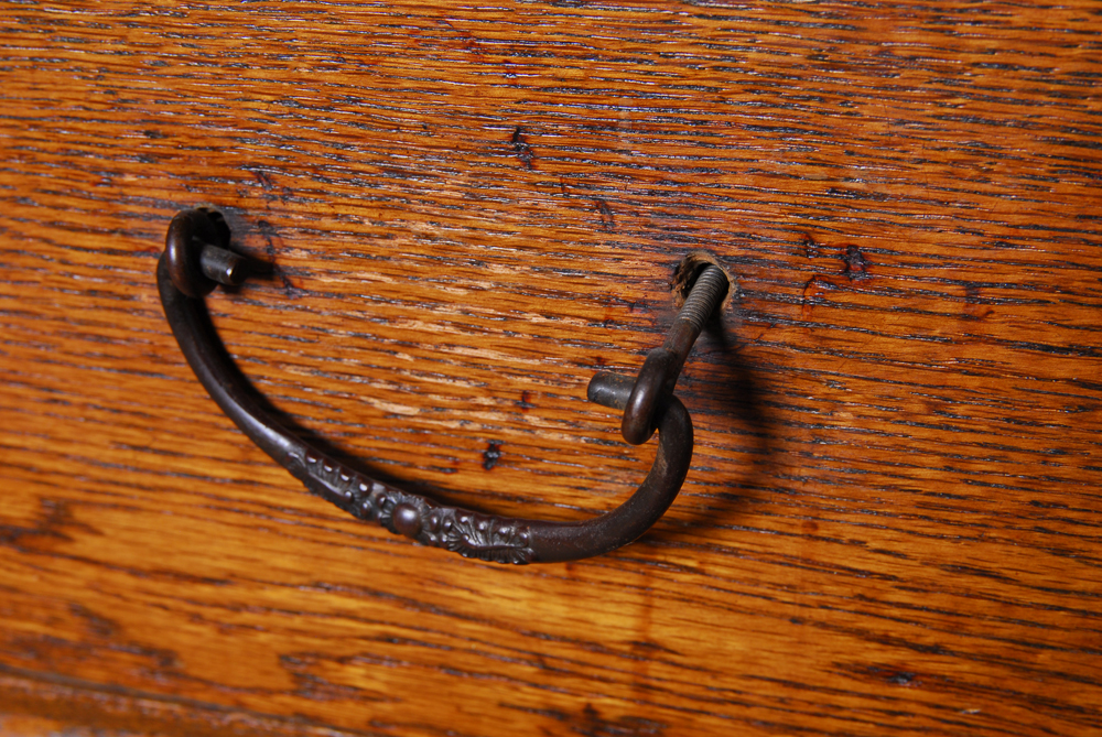 Antique Oak Chest of Drawers