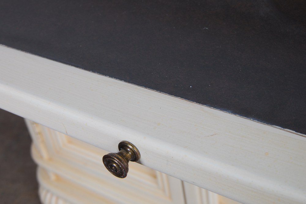 Pair of Bernhardt Nightstands