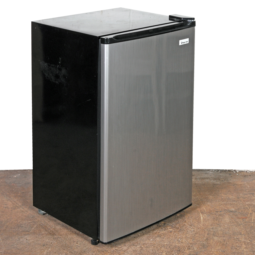 Magic Chef Mini Refrigerator