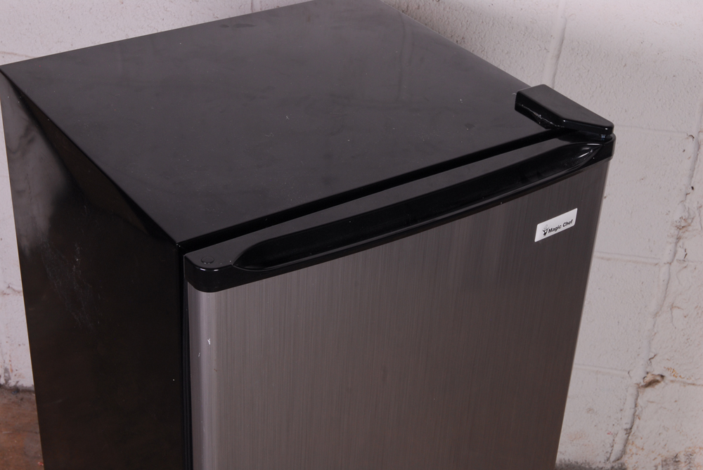 Magic Chef Mini Refrigerator