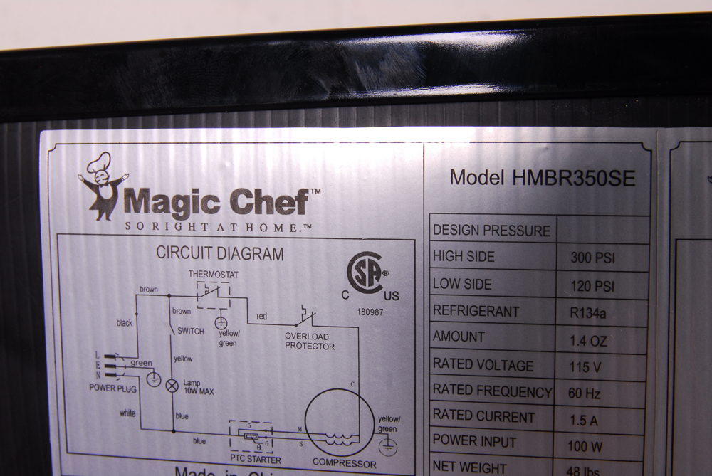 Magic Chef Mini Refrigerator