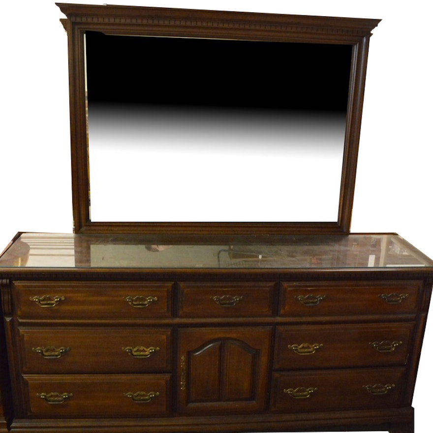 Vintage Sumter Cabinet Co. Dresser With Mirror