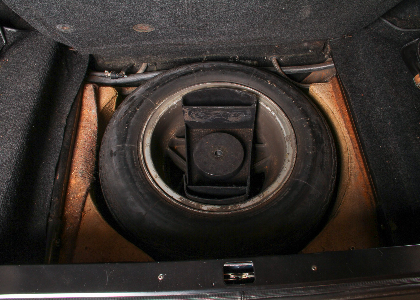 1981 Ferrari 400i 2+2 Coupe