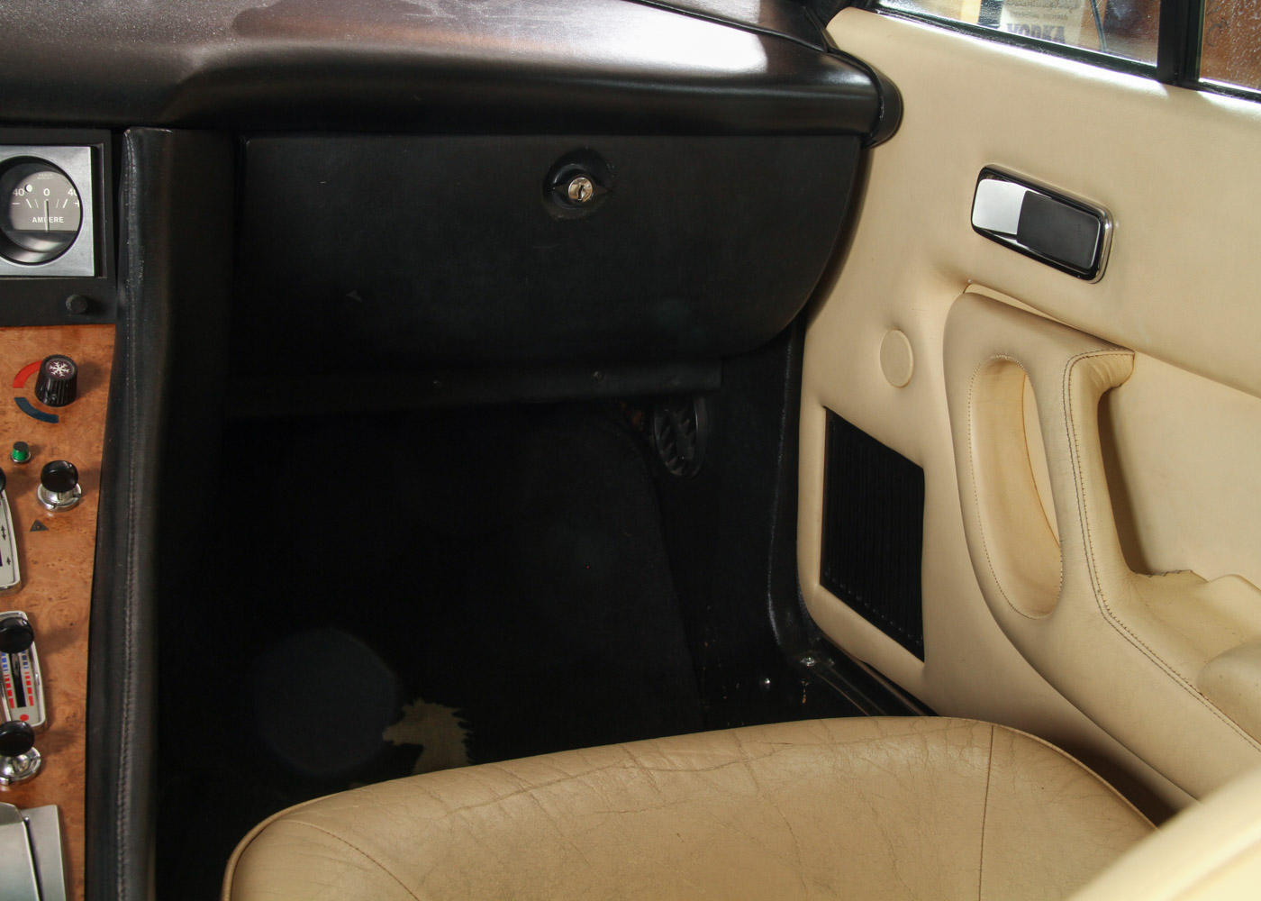 1981 Ferrari 400i 2+2 Coupe