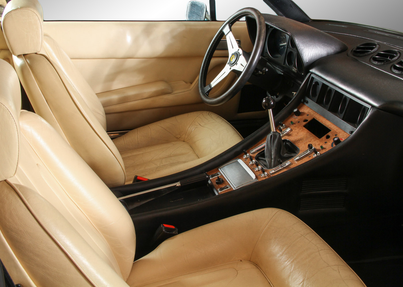 1981 Ferrari 400i 2+2 Coupe