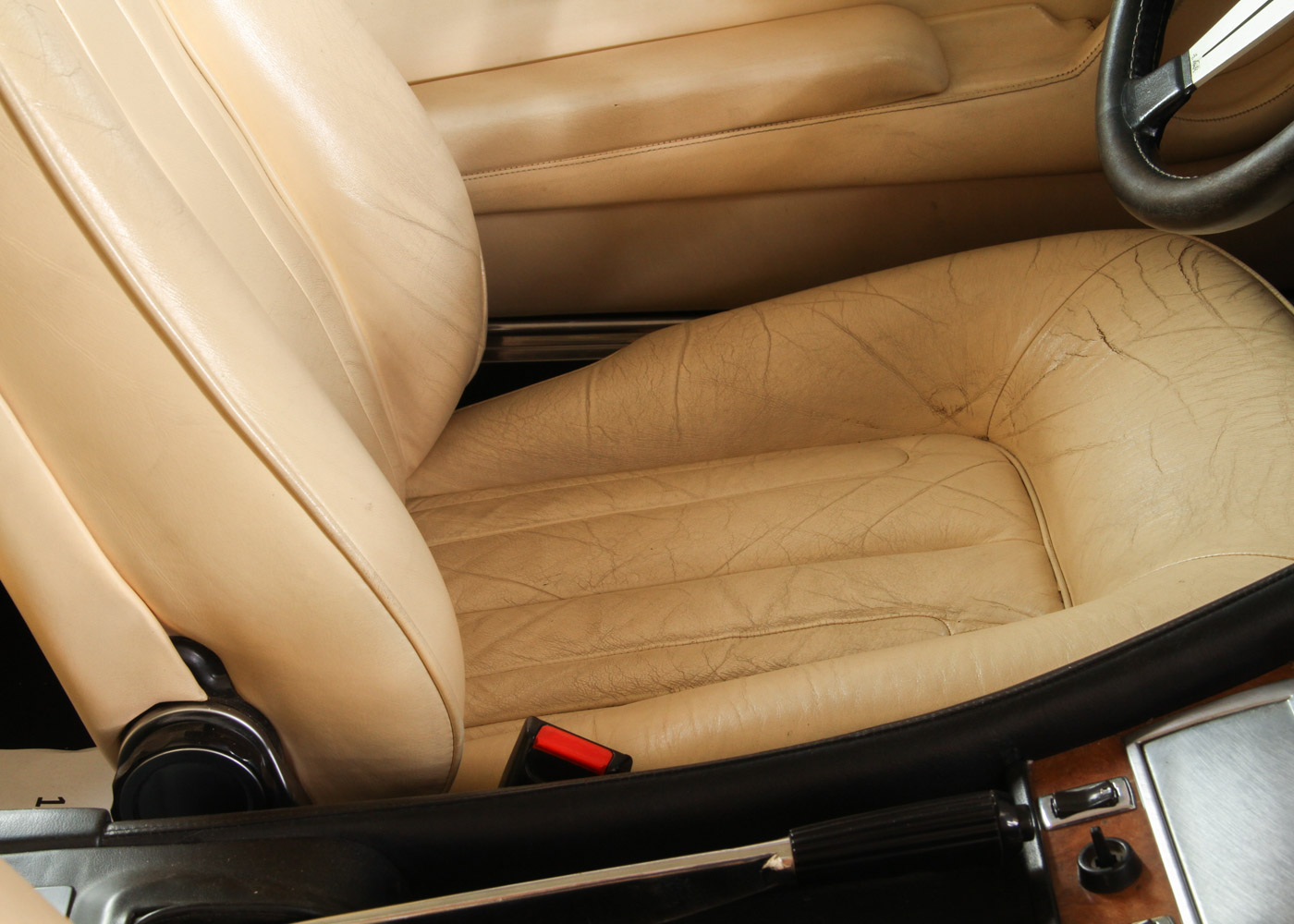 1981 Ferrari 400i 2+2 Coupe