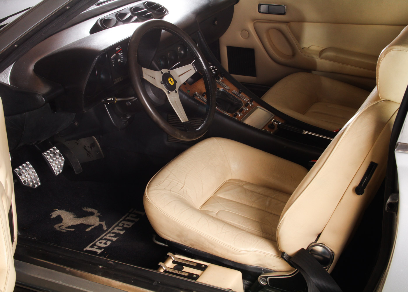 1981 Ferrari 400i 2+2 Coupe