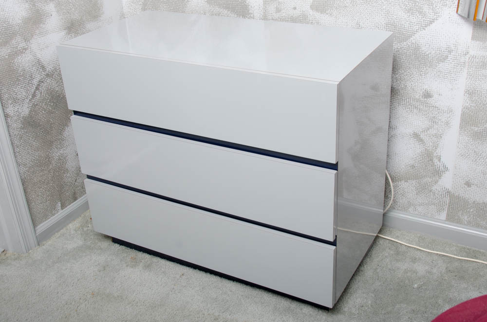 Light Gray Laminate Three-Drawer Chests