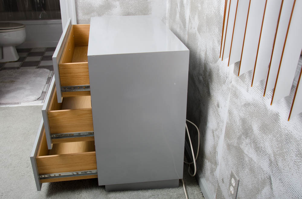 Light Gray Laminate Three-Drawer Chests