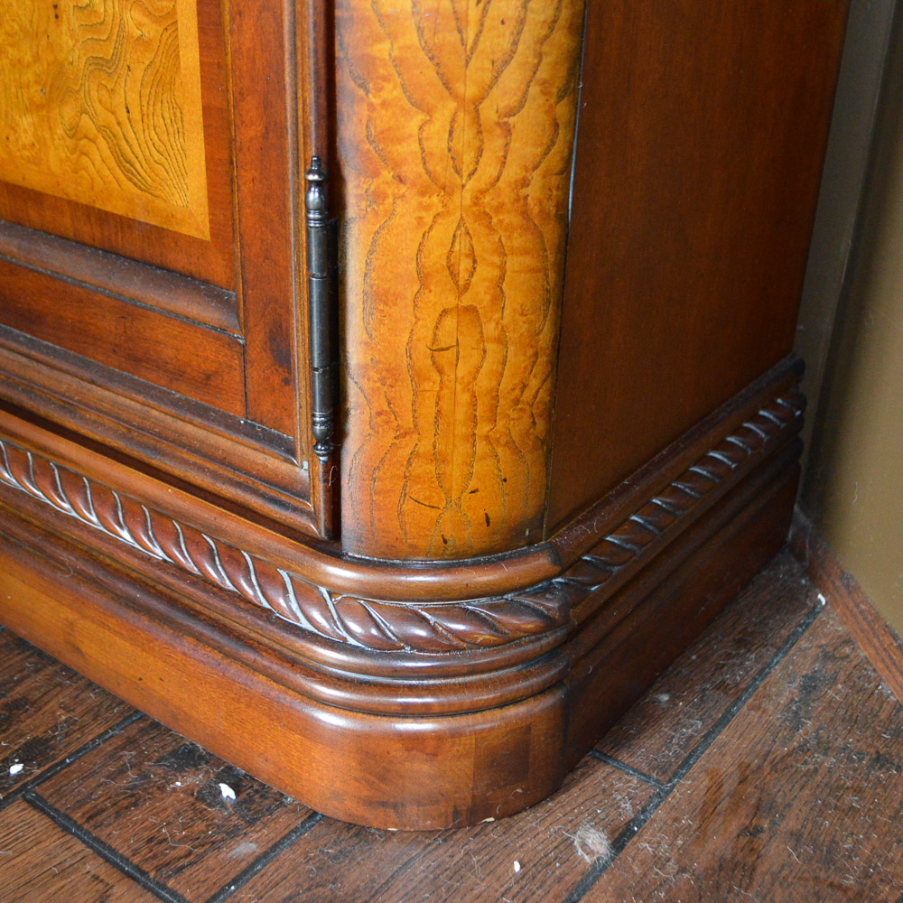 "Napa" Bookcases by Aspenhome